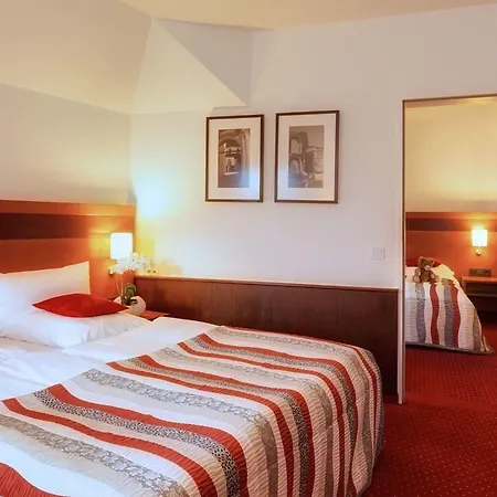 Aquis Grana Ахен